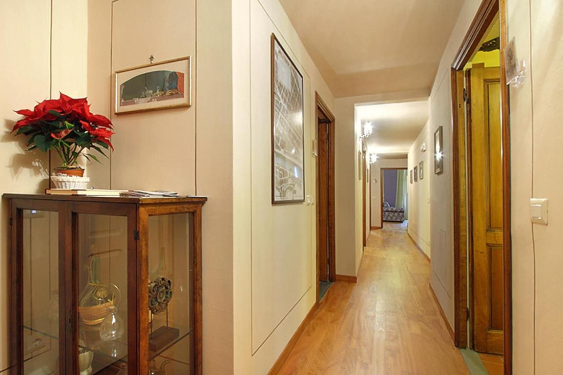 Apartments Puccini Florence Bilik gambar