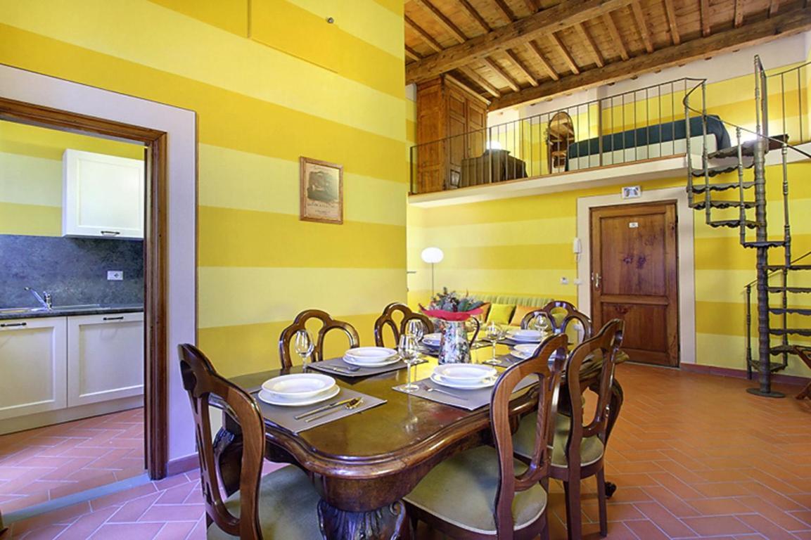 Apartments Puccini Florence Bilik gambar